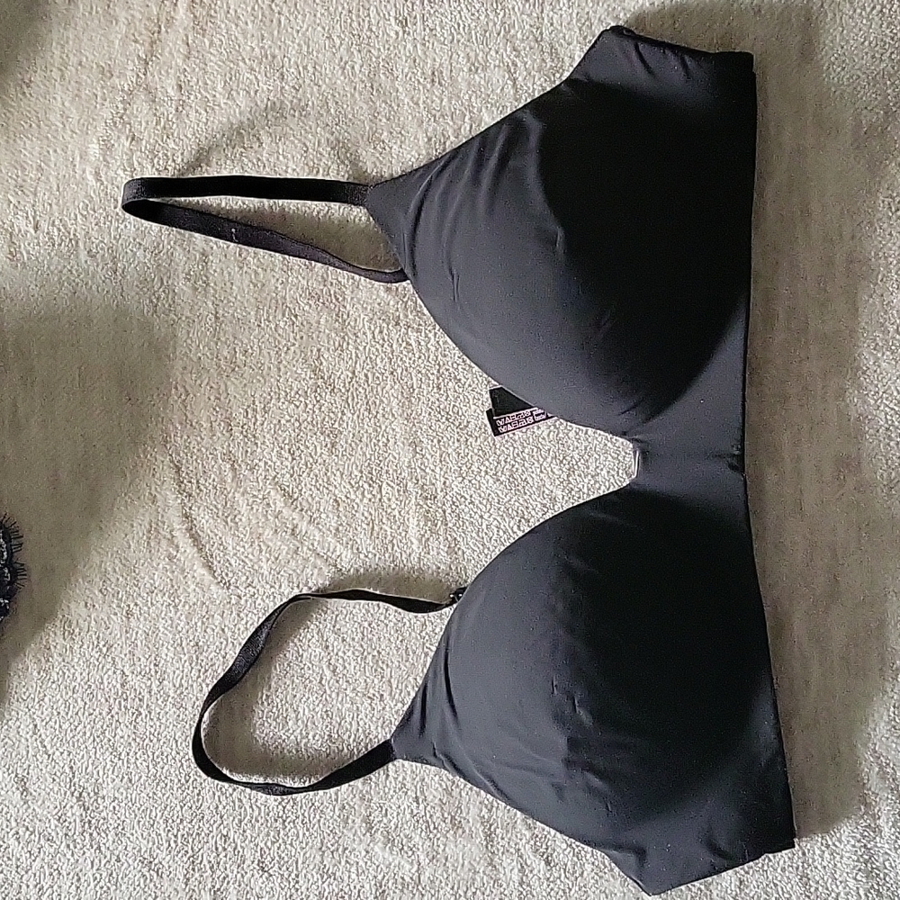 Victoria's secret bra, 36B, black